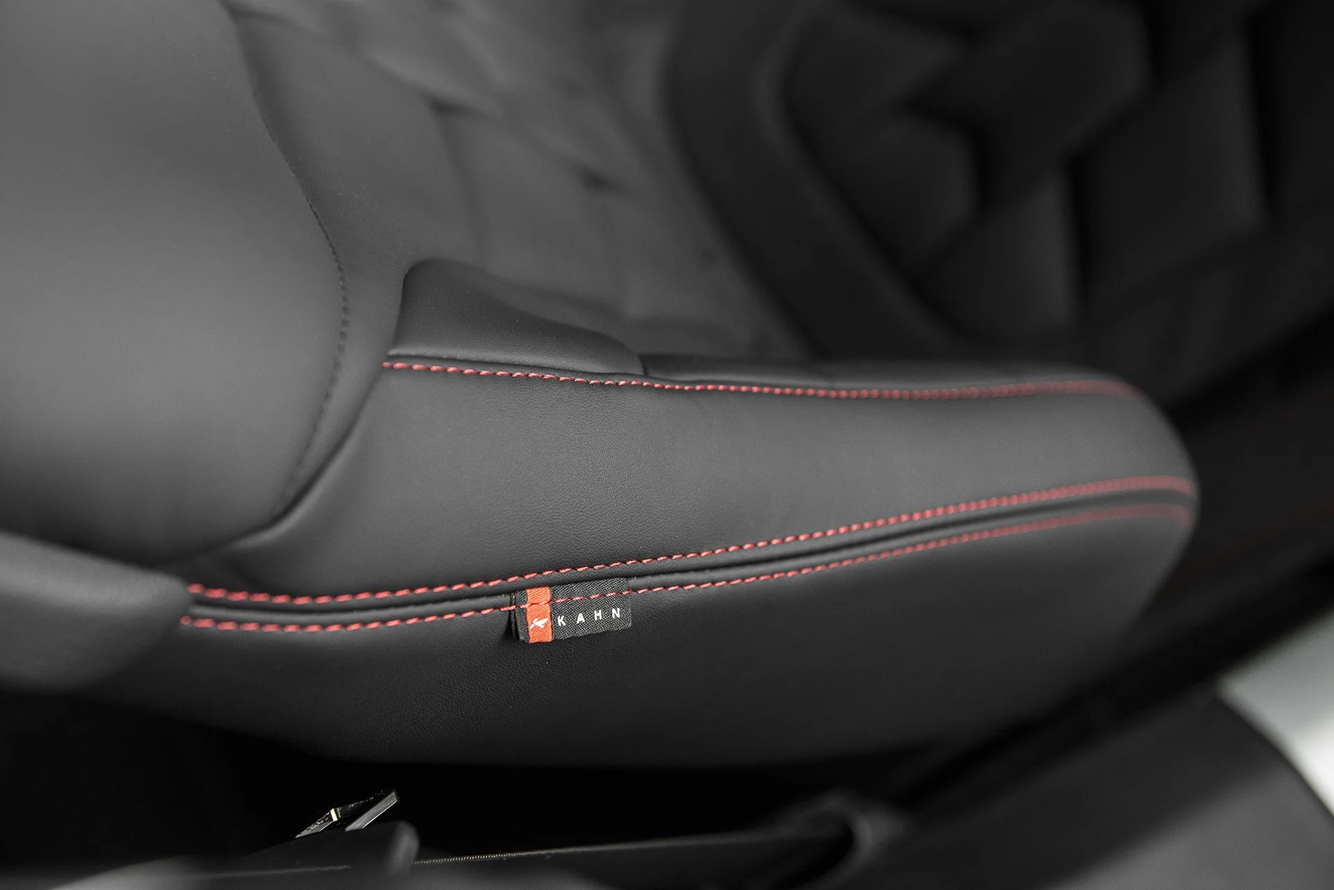 Aston Martin DB11 (2016 Onwards) Leather Interior - Image 7