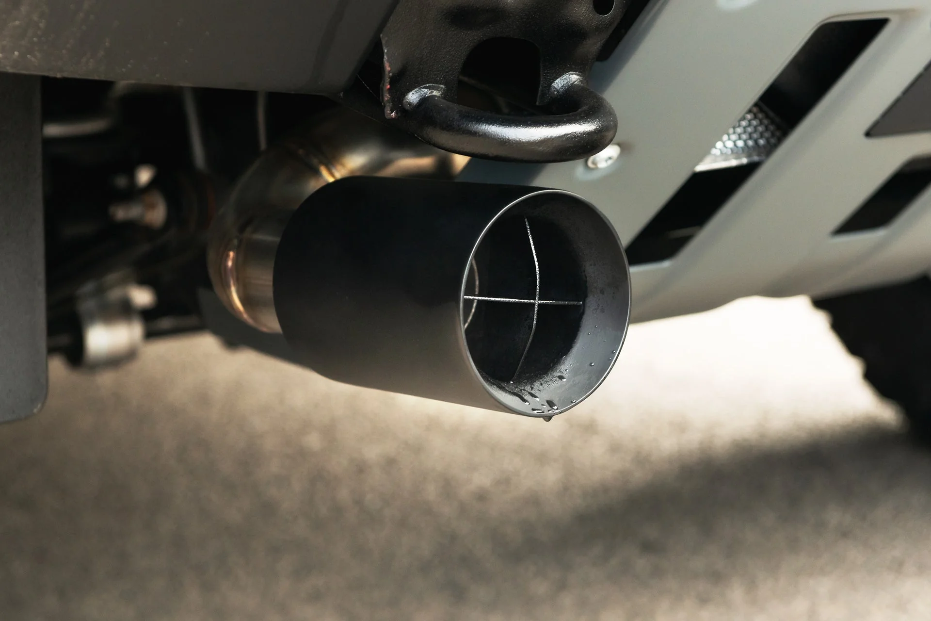 INEOS Grenadier (2023 Onwards) Black Crosshair Exhaust System - Petrol - Image 4