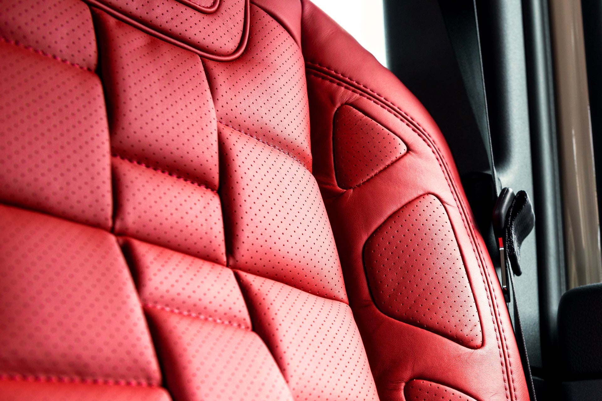 INEOS Grenadier (2023 Onwards) Sport Seat Leather Interior - Image 11