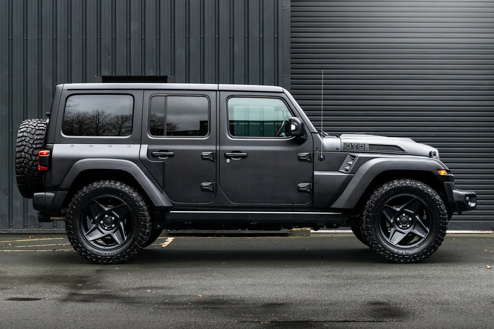 Jeep Wrangler JL (2018 Onwards) 4 Door Black Hawk Body kit - Image 7