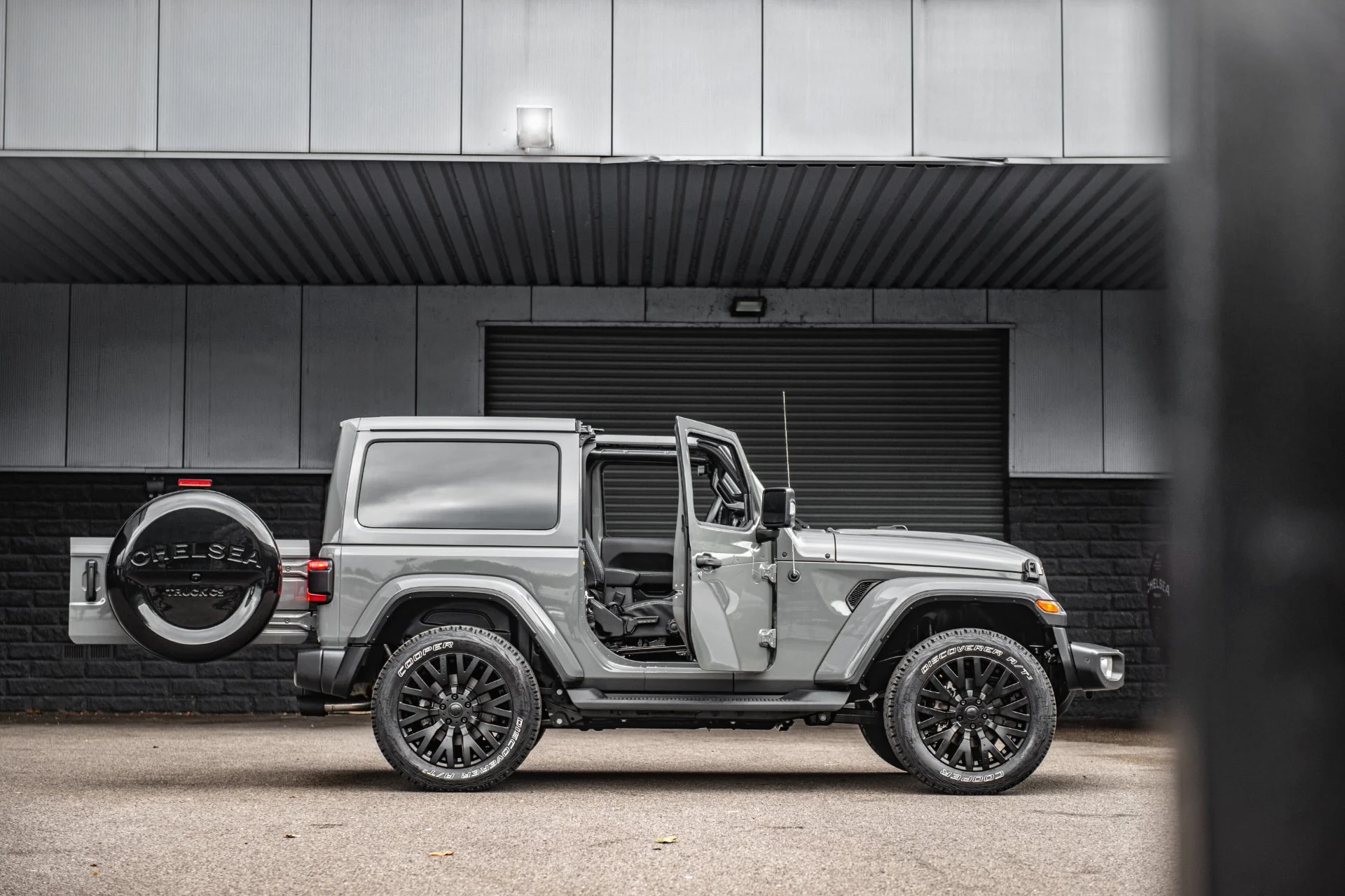 Jeep Wrangler JL (2018 Onwards) Chelsea Truck Company Hard Spare Wheel Cover - Image 16