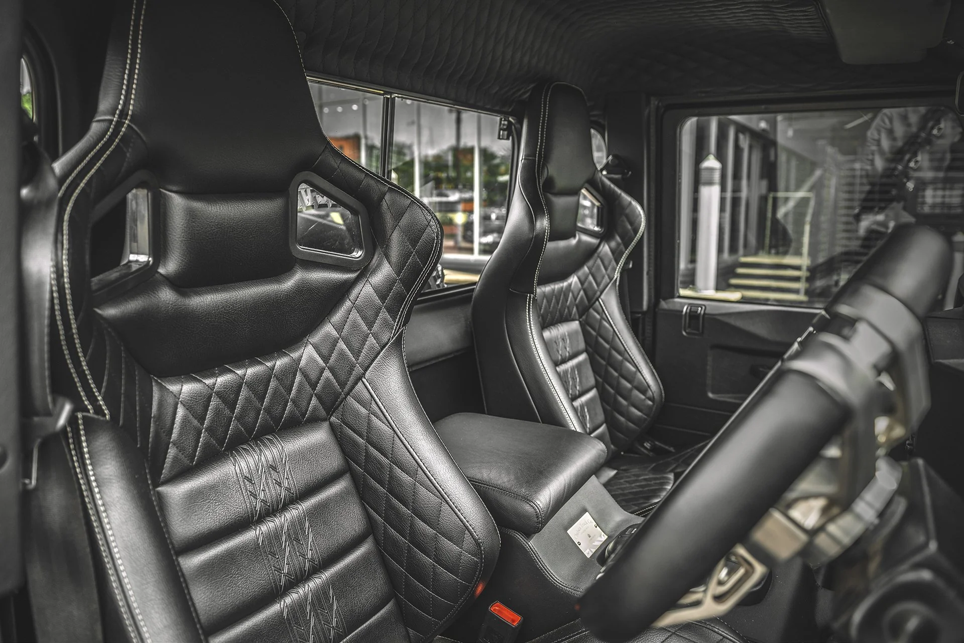 Land Rover Defender 110 (1991-2016) Vegan Leather GTB Sport Seats - Image 3