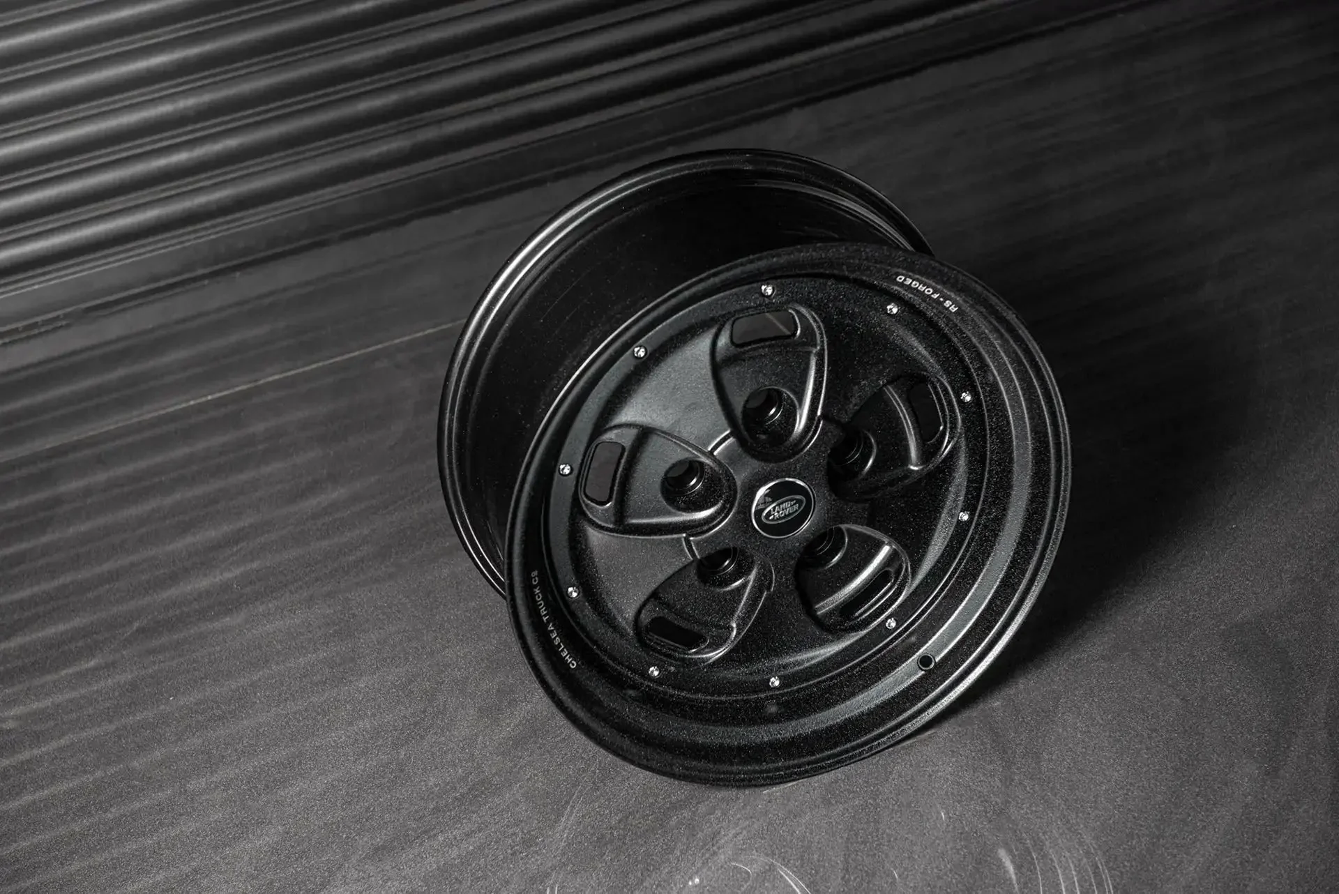 Land Rover Defender (1991-2016) RS-Forged Alloy Wheels - Rostyle Inspired - Image 4