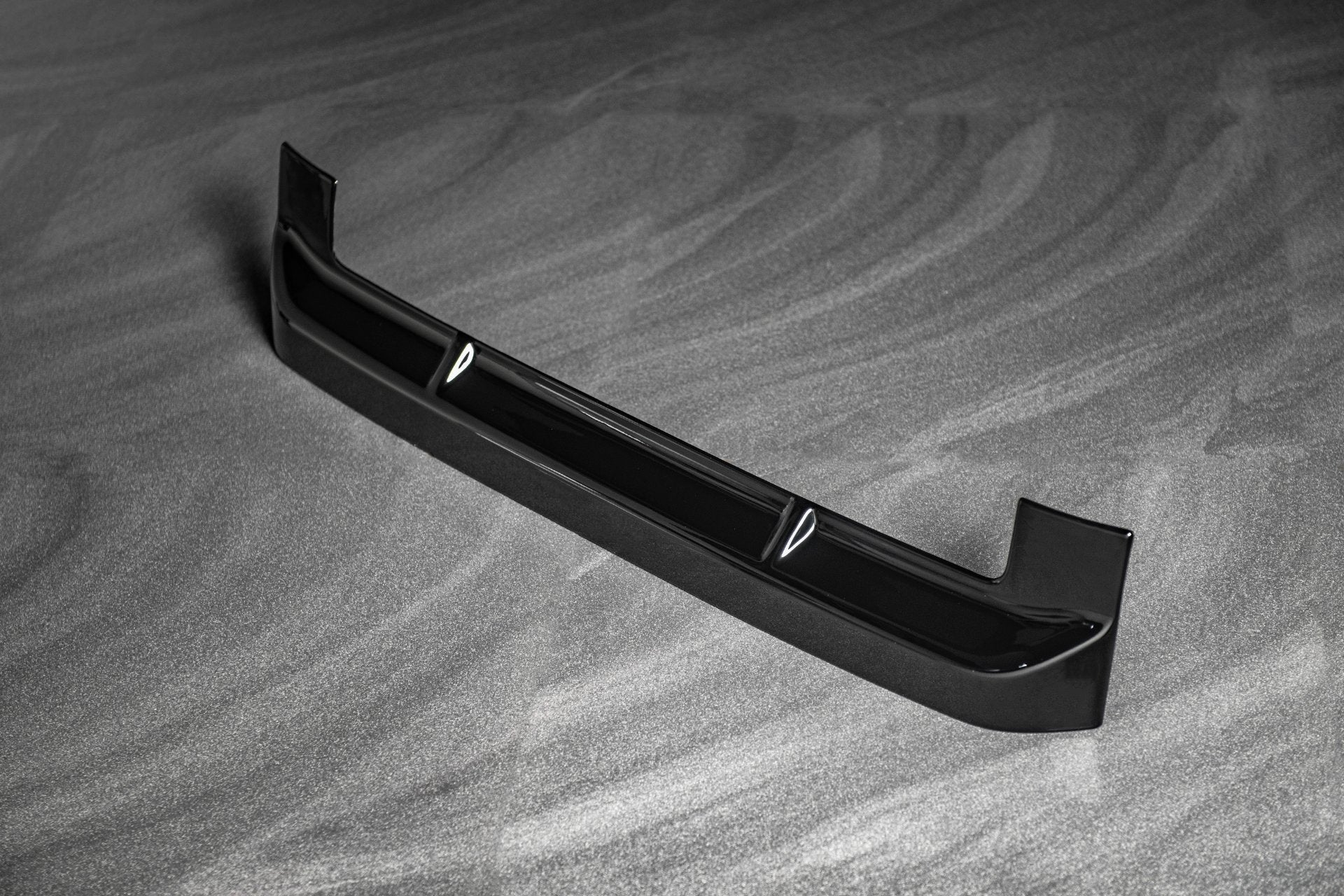 Land Rover Defender (2020 Onwards) Grille Mask - Image 10