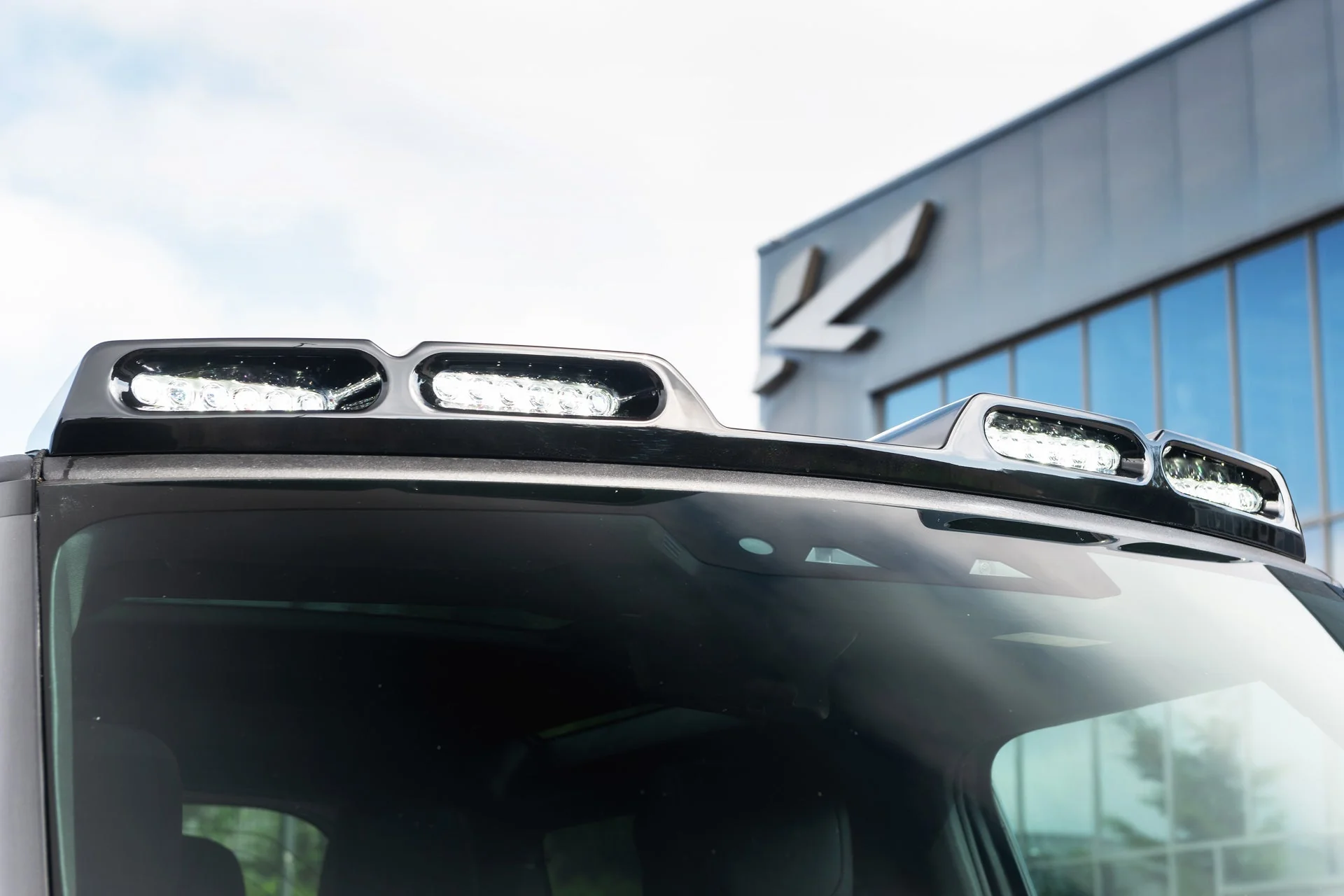 Land Rover Defender (2020 Onwards) Quad Roof Shield with LED Lights - Image 5