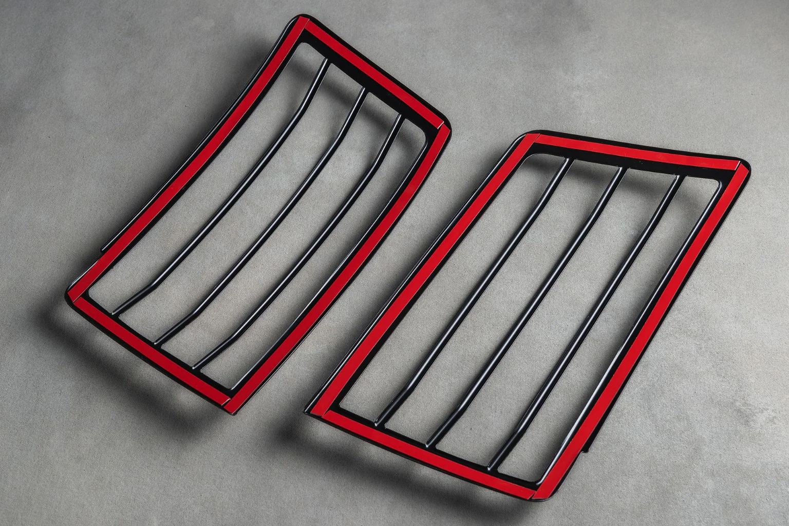 Land Rover Defender 90/110 (2020 Onwards) Front Headlight Protective Net Covers - Image 4