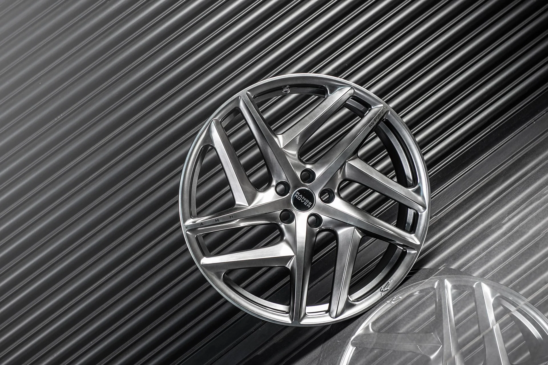 Land Rover Discovery (2017 Onwards) Type 52 RS-Forged Alloy Wheels - Image 5