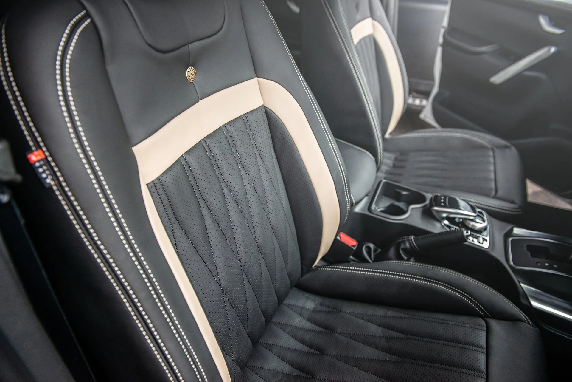 MERCEDES X-CLASS (2019 Onwards) Leather Interior - Image 7