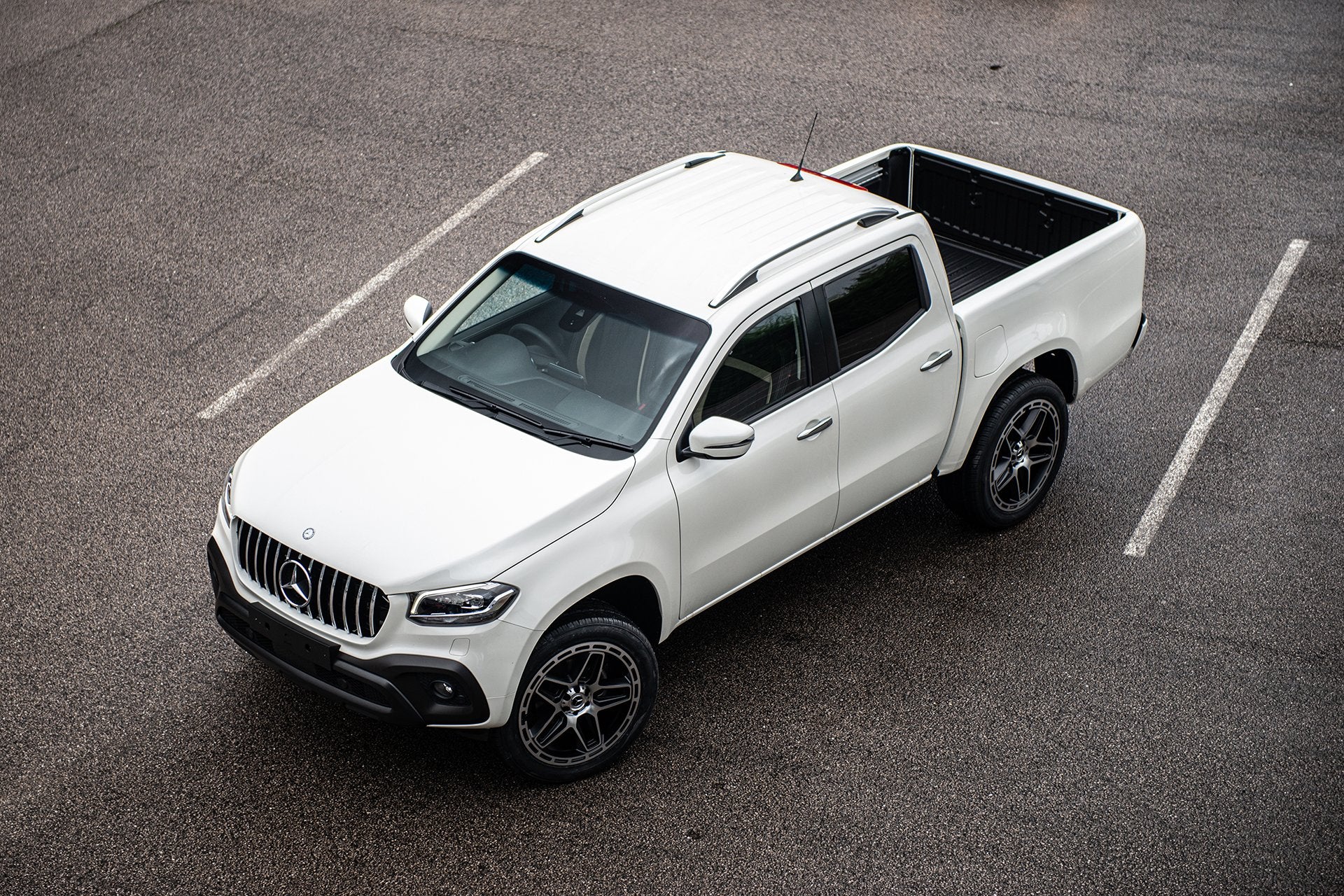 MERCEDES X-CLASS (2019 Onwards) GT Front Grille - Image 4