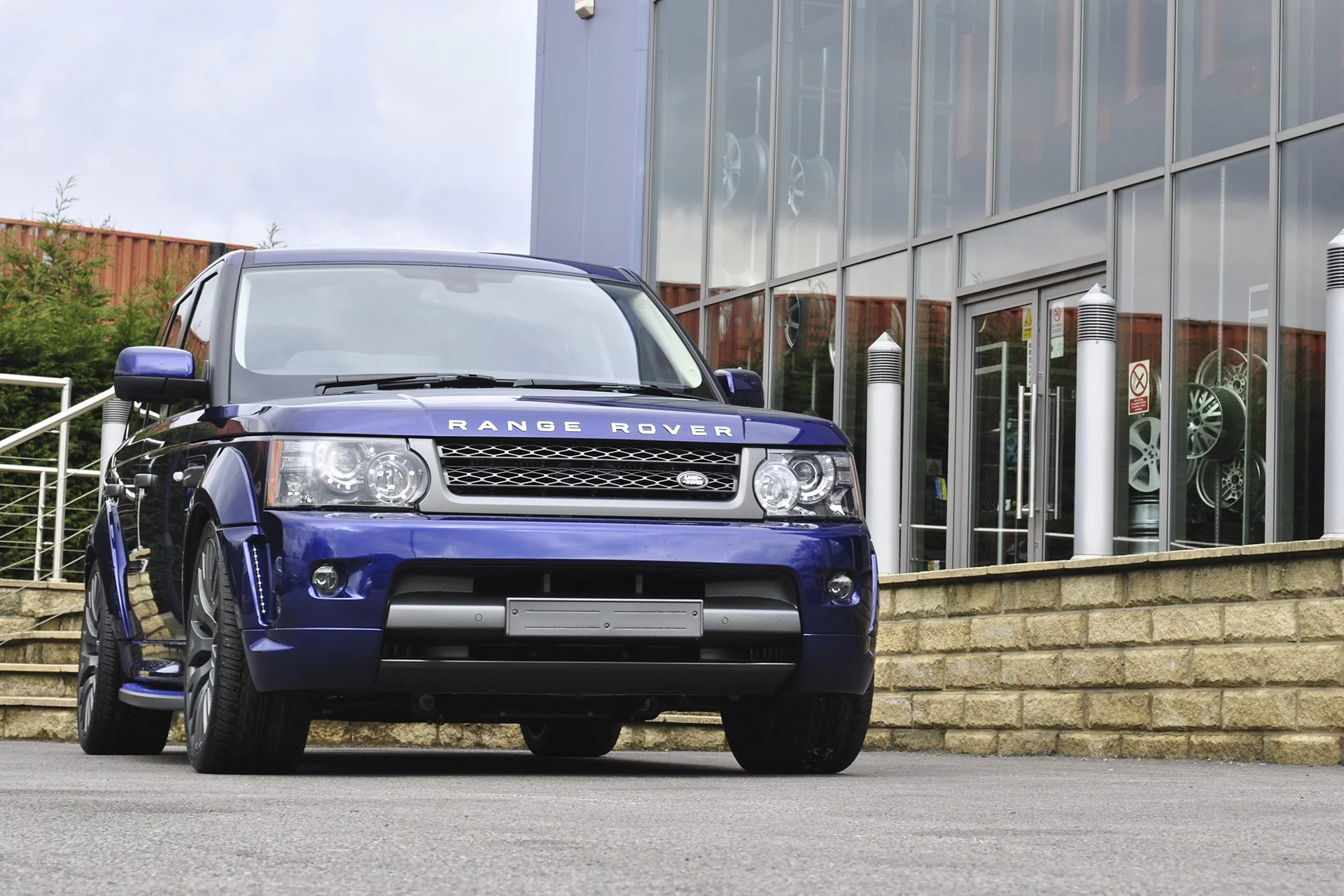 Range Rover Sport (2010-2013) Signature Body Kit - Image 3