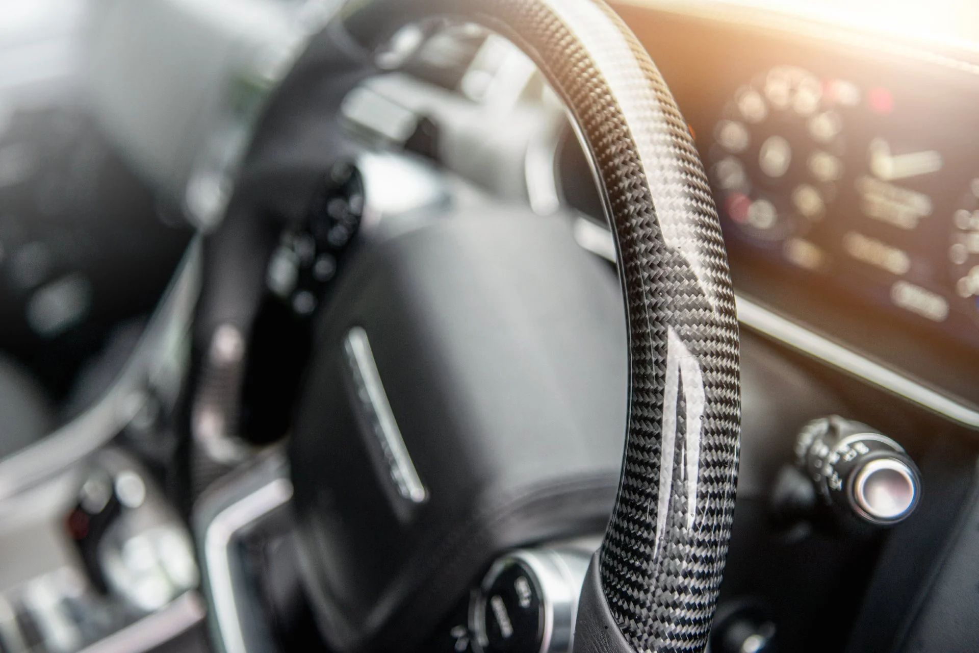RANGE ROVER SPORT (2018-2022) Exposed Carbon Steering Wheel - Image 5