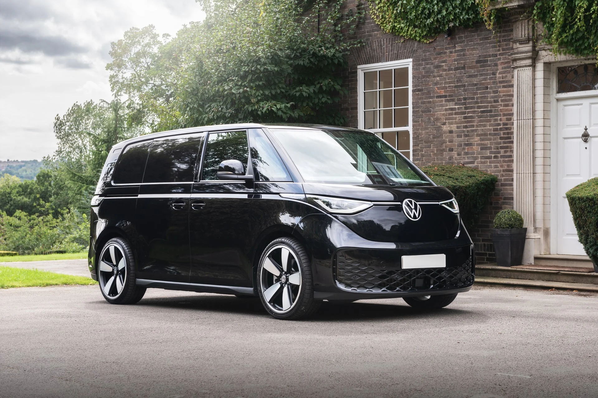 Fukhs Forged Alloy Wheels Suitable for Volkswagen ID. Buzz (2022 Onwards) - Image 4